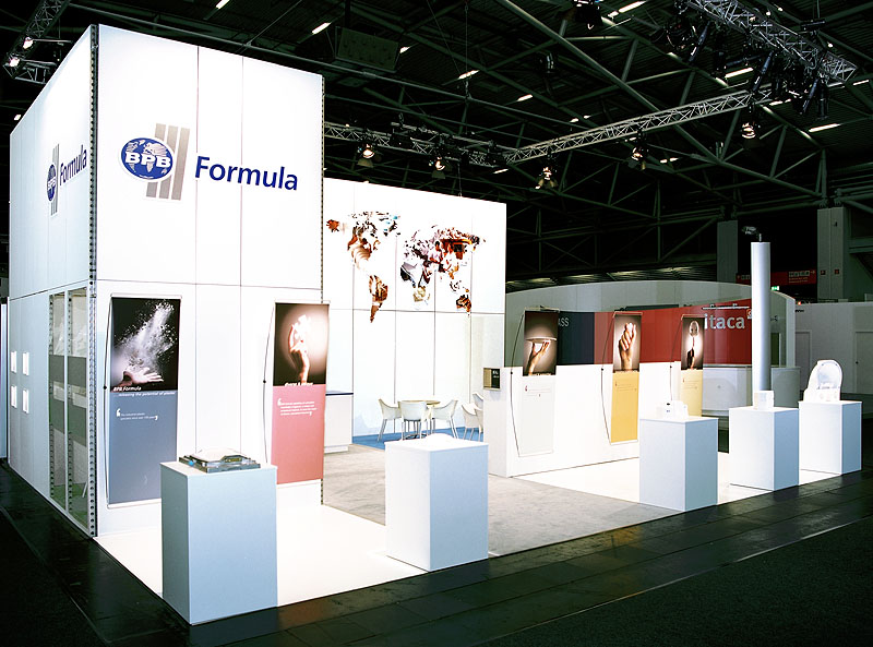 formula (4)